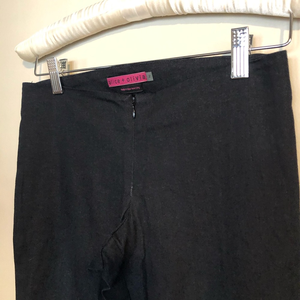 Alice + Olivia Front Zip Denim & Leather Leggings 2 - Picture 4 of 8